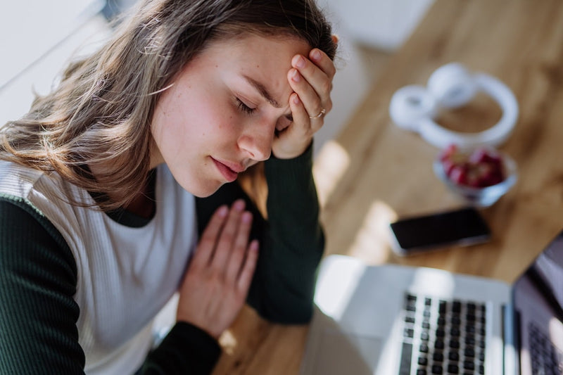 Wat betekent een zenuwachtig gevoel zonder reden?